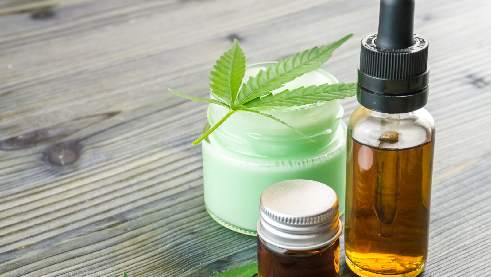 Elevate Your Intimate Moments: Unveiling the Potential of CBD Oil for Enhanced Sexual Experiences